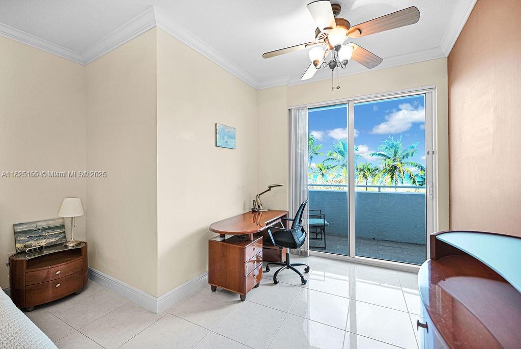 image The Waverly At Surfside21