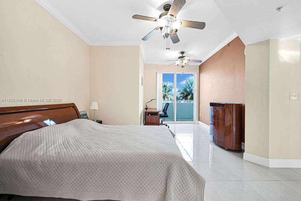 image The Waverly At Surfside22