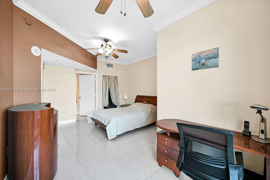 image The Waverly At Surfside23