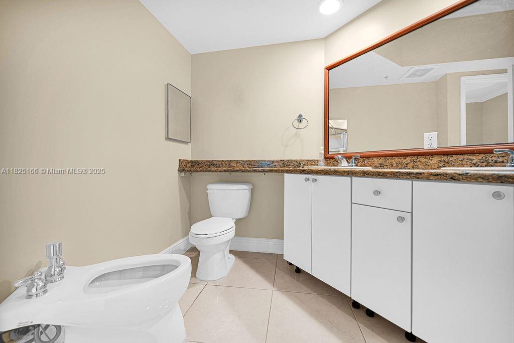 image The Waverly At Surfside26