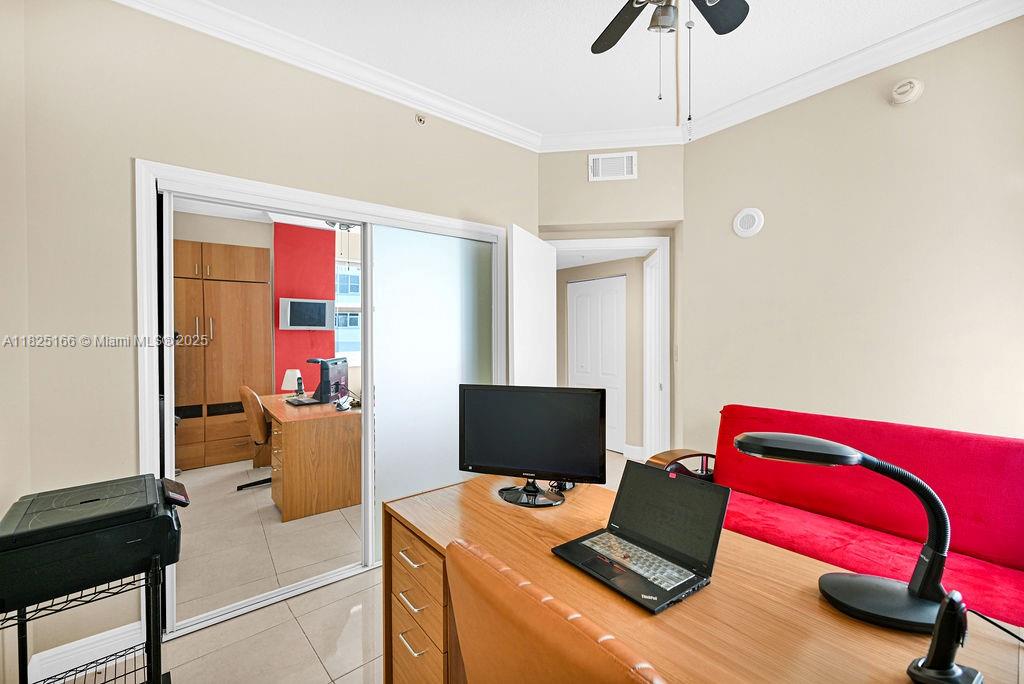 image The Waverly At Surfside35
