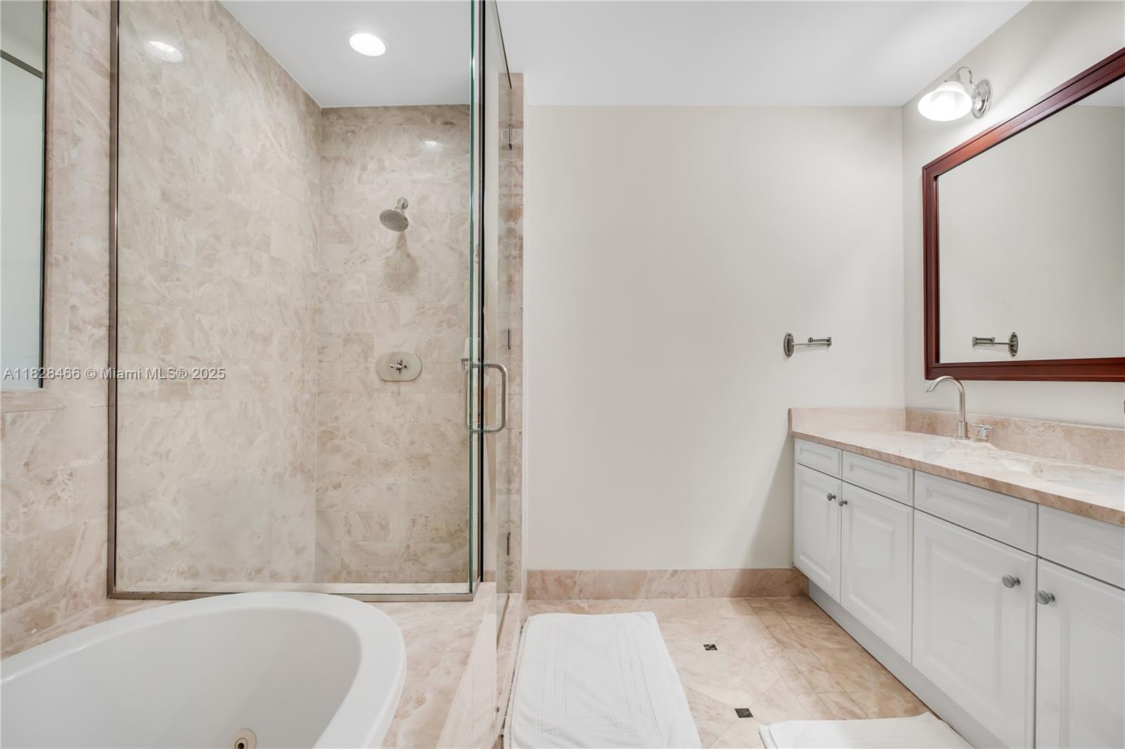 image Four Season Residences10