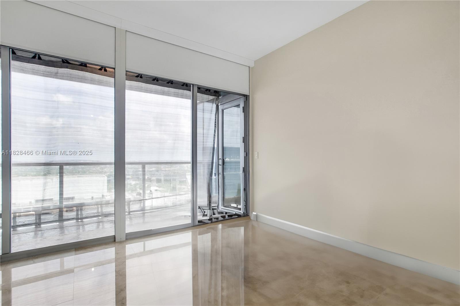 image Four Season Residences12