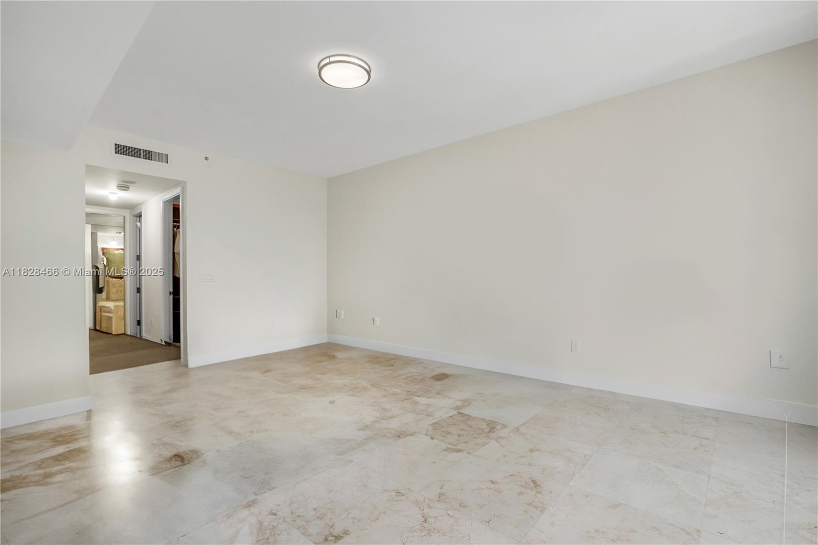 image Four Season Residences13
