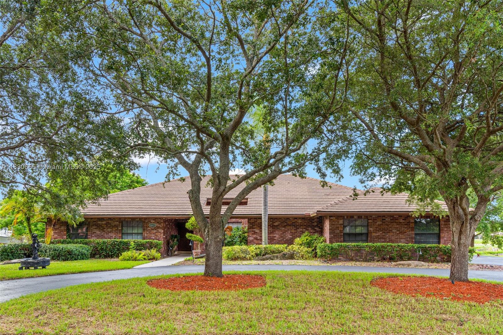 10971 NW 24th St