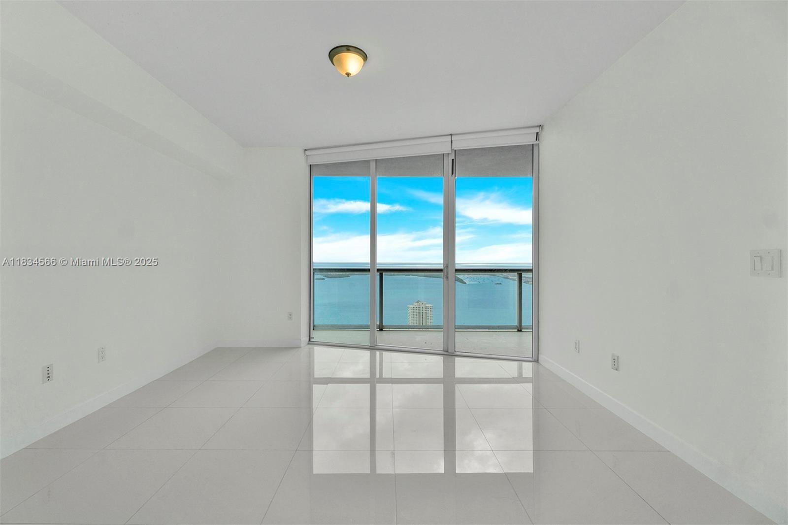 image Icon Brickell14