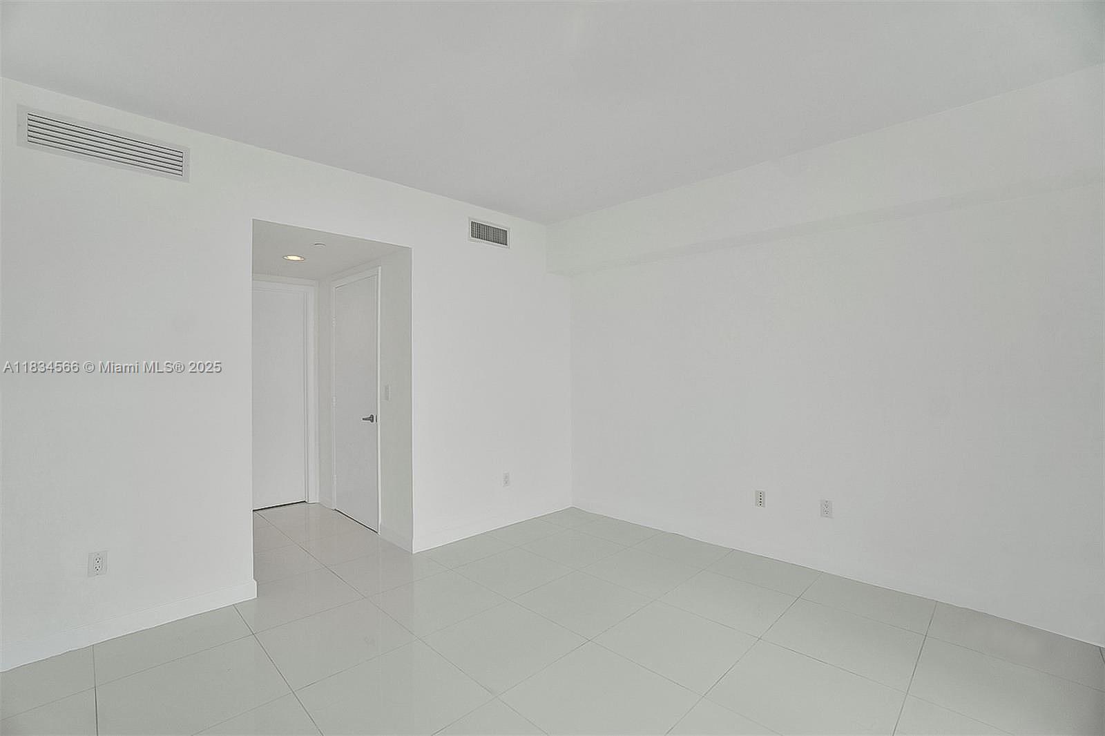 image Icon Brickell17