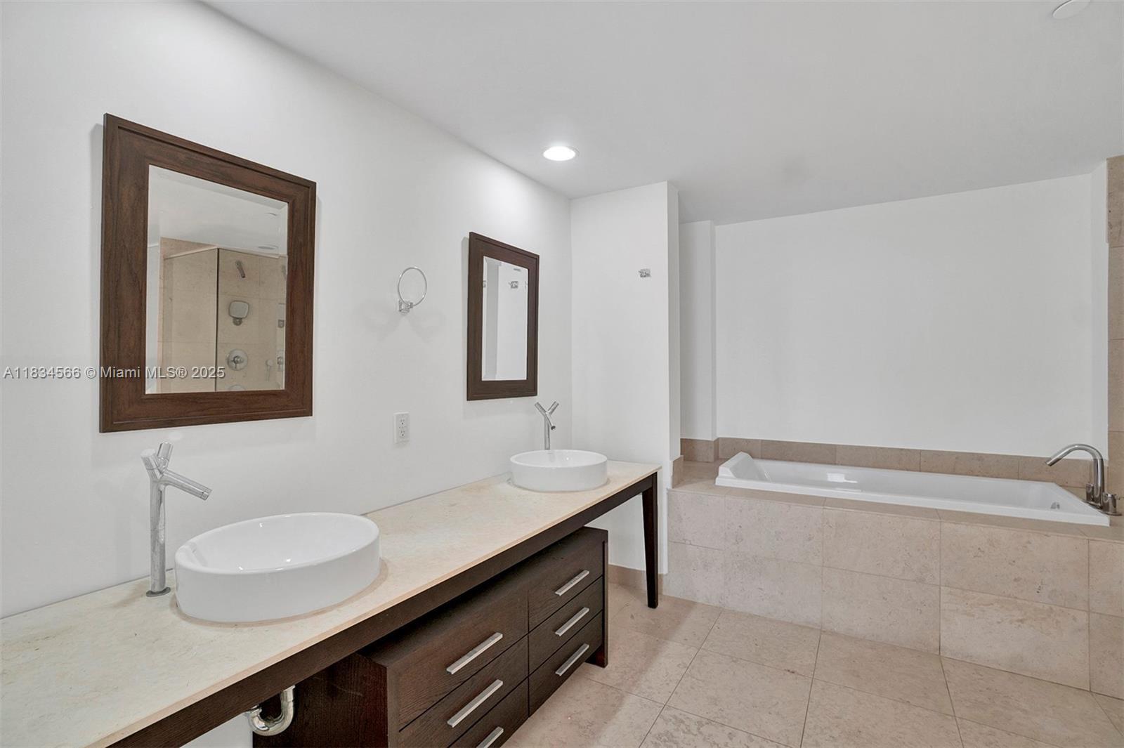 image Icon Brickell19