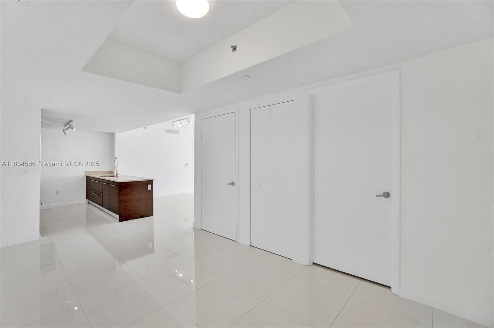 image Icon Brickell4