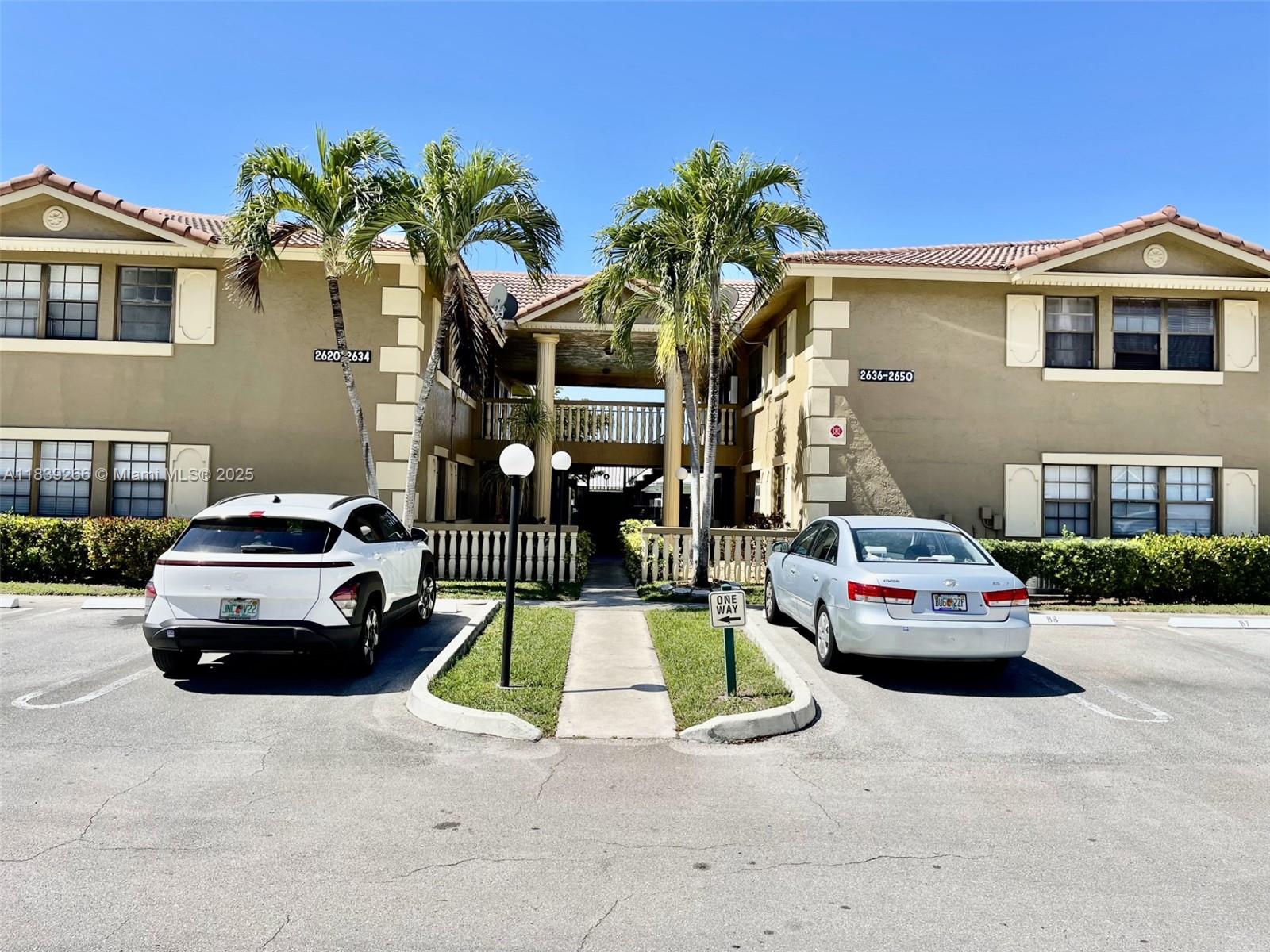 2624 Riverside Dr #2624