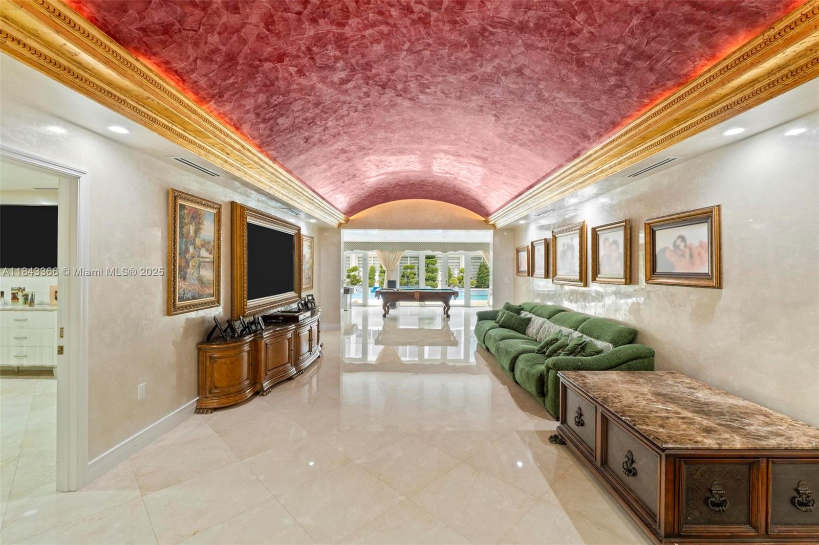 185 SW 130th Ave Miami, FL 33184