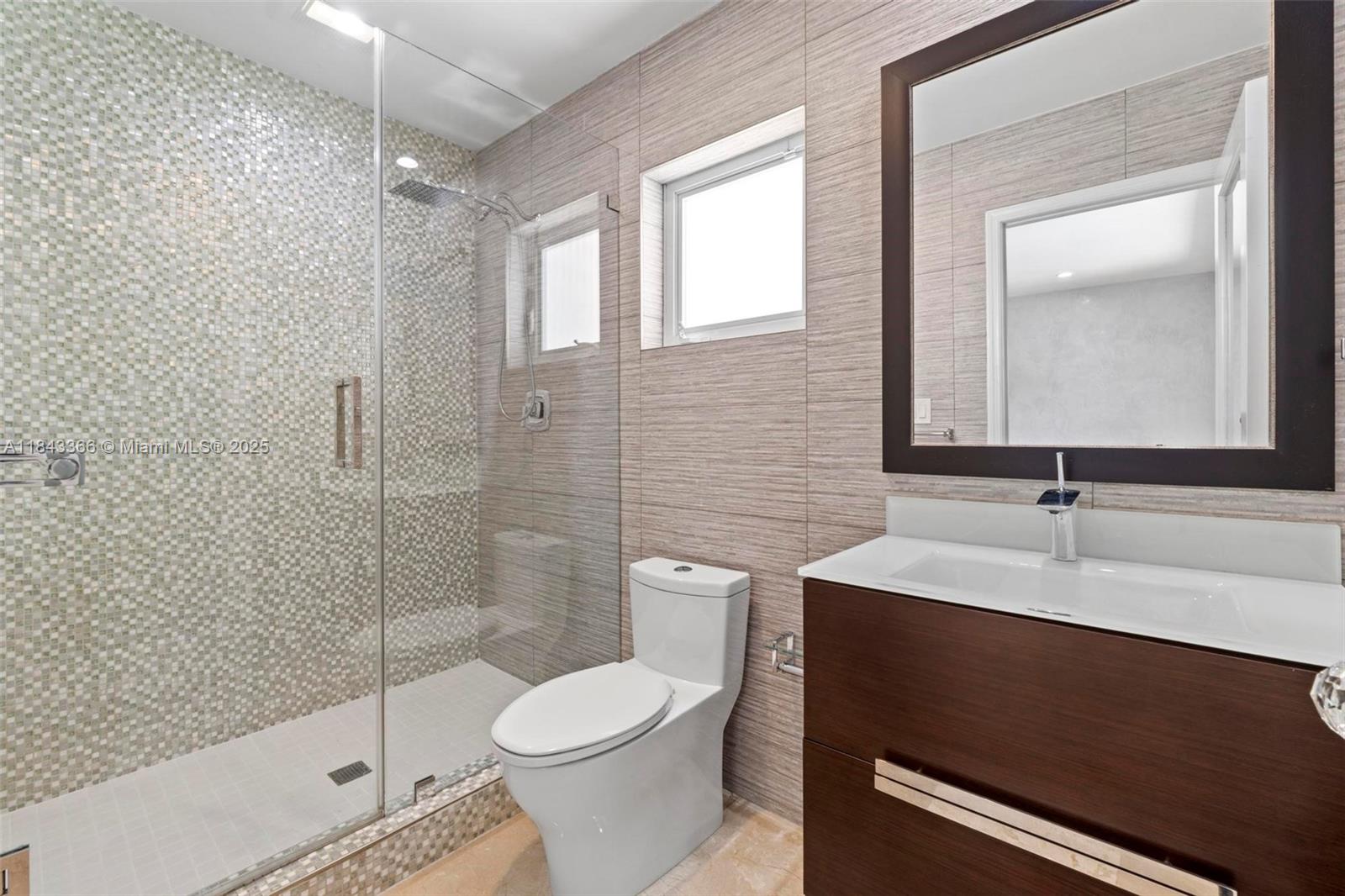 185 SW 130th Ave Miami, FL 33184