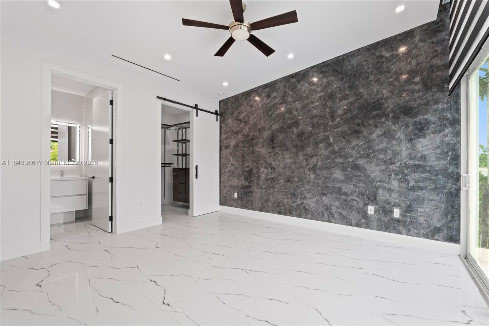 185 SW 130th Ave Miami, FL 33184