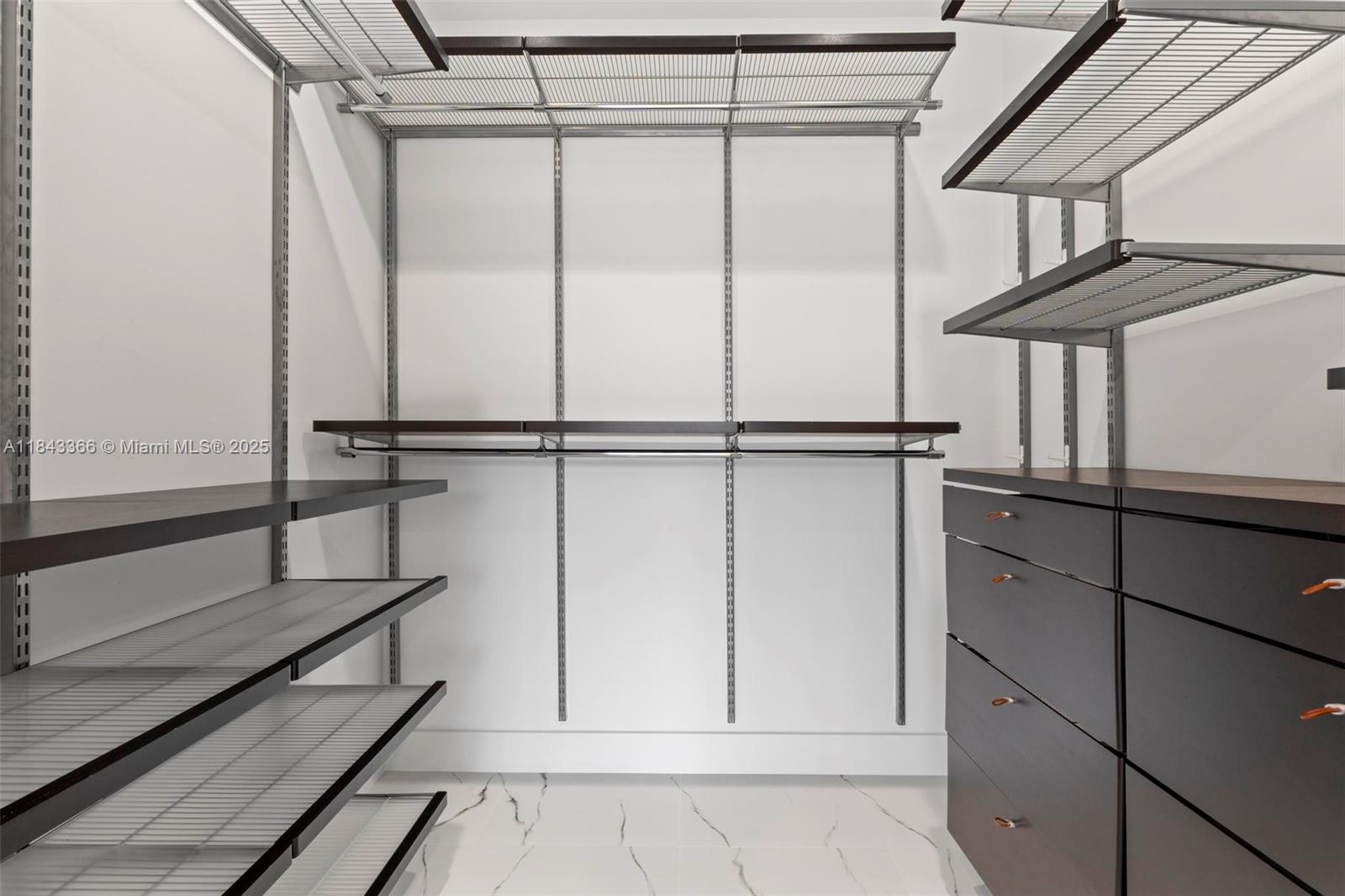 185 SW 130th Ave Miami, FL 33184