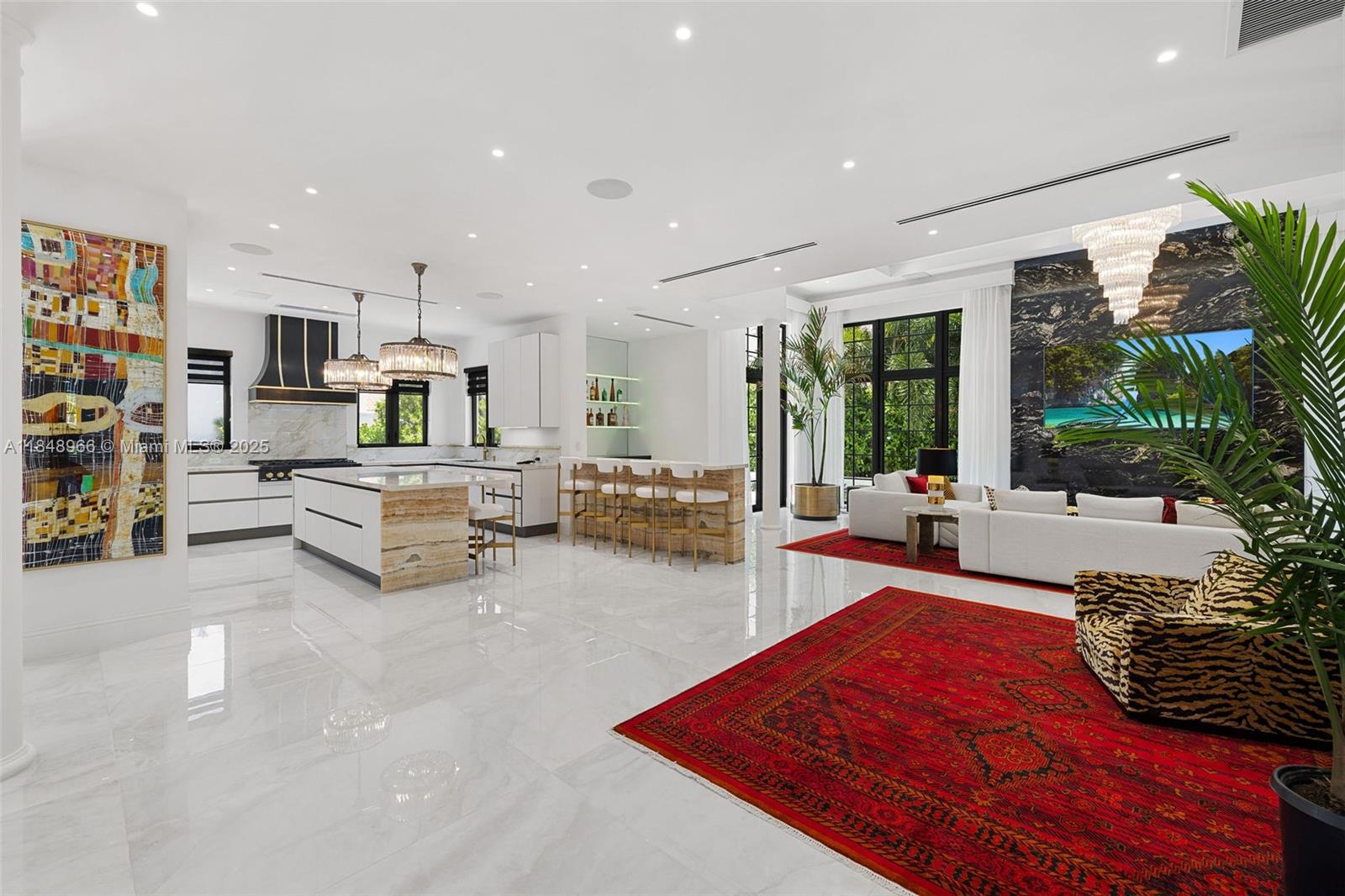 2321 N Bay Rd Miami Beach, FL 33140