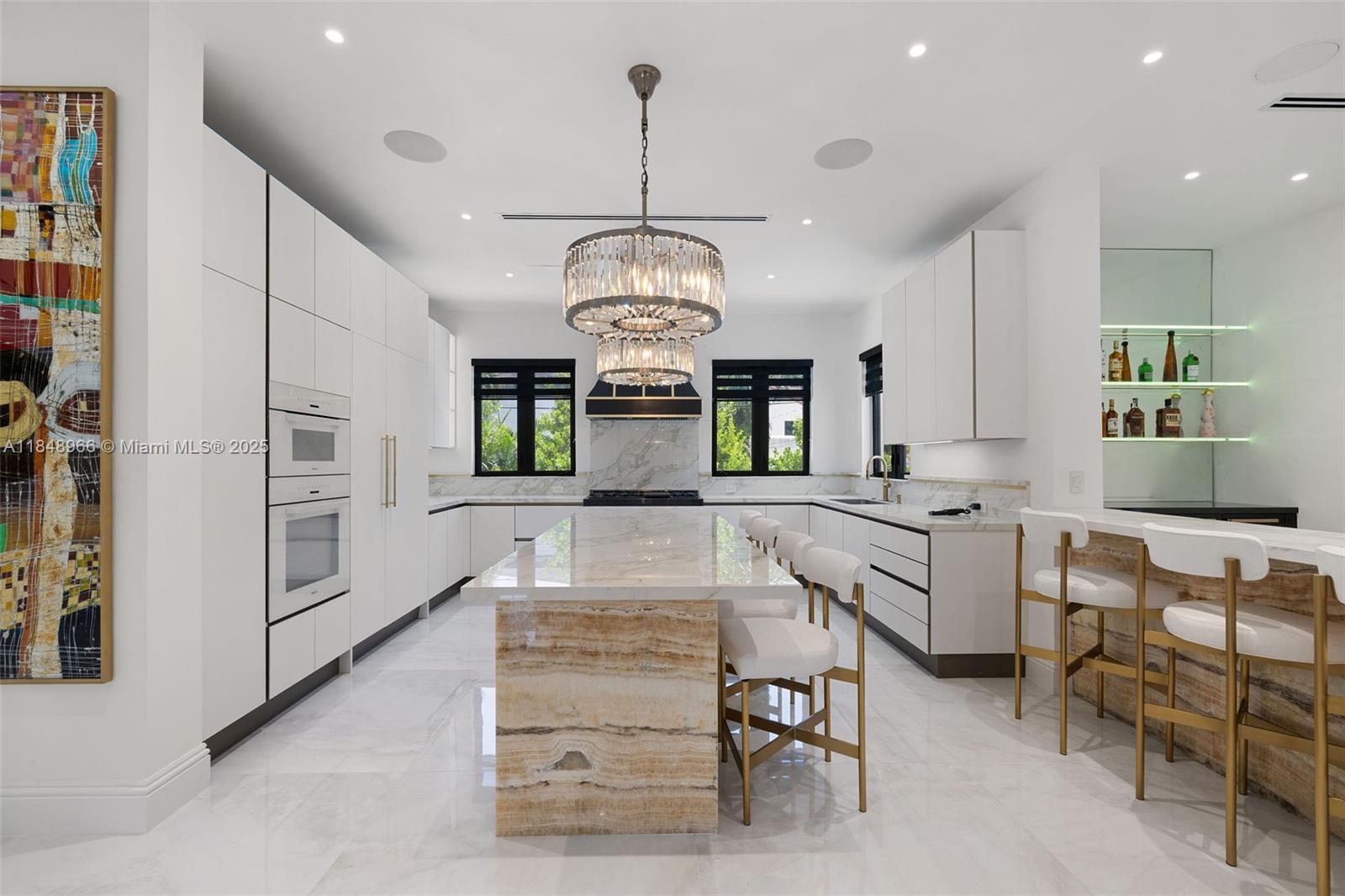 2321 N Bay Rd Miami Beach, FL 33140