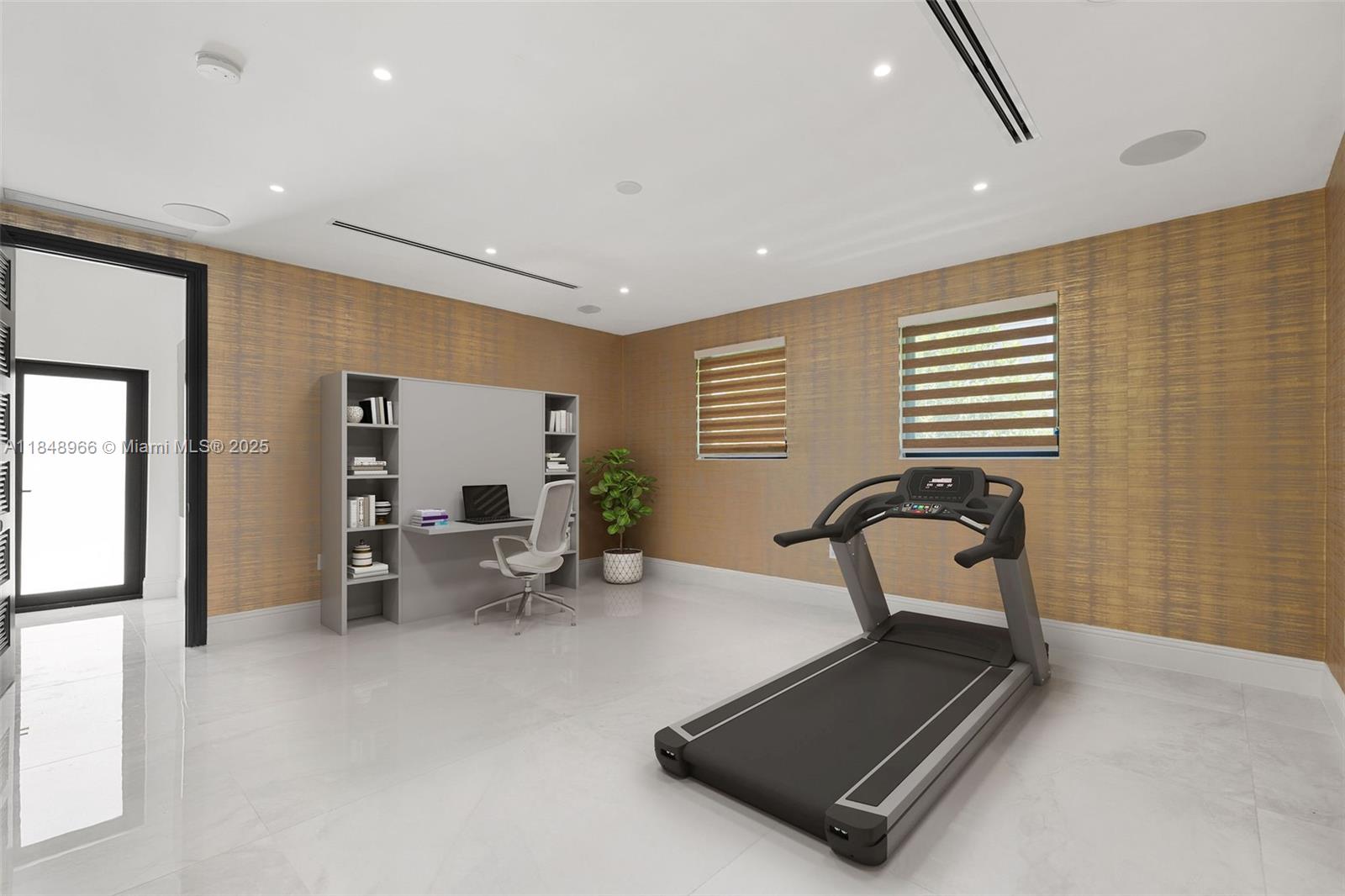 2321 N Bay Rd Miami Beach, FL 33140