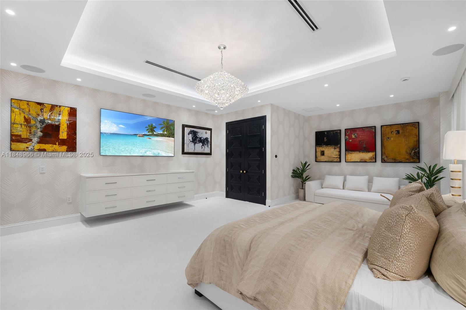 2321 N Bay Rd Miami Beach, FL 33140