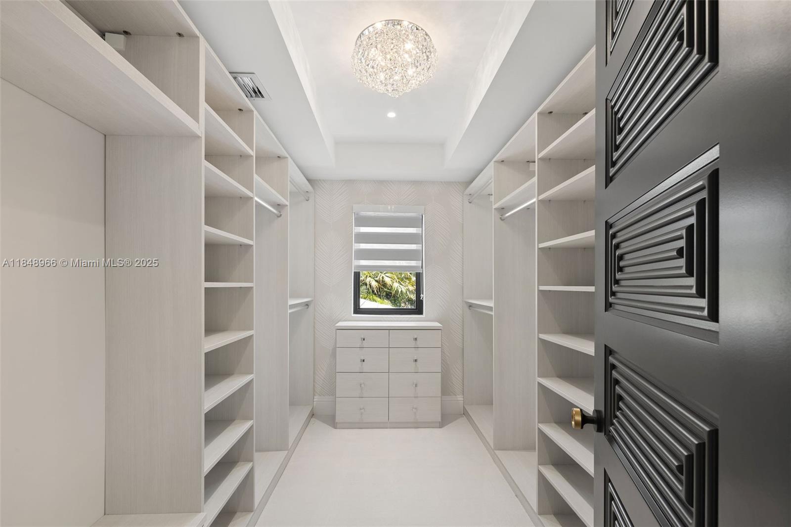 2321 N Bay Rd Miami Beach, FL 33140