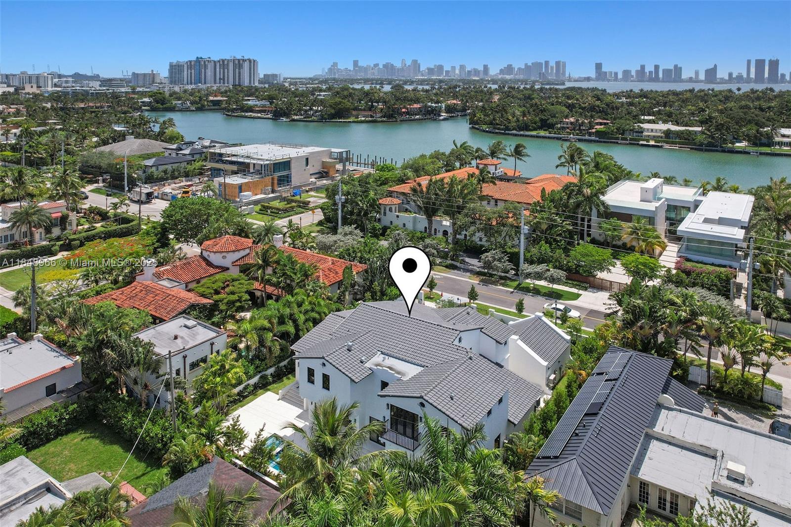 2321 N Bay Rd Miami Beach, FL 33140