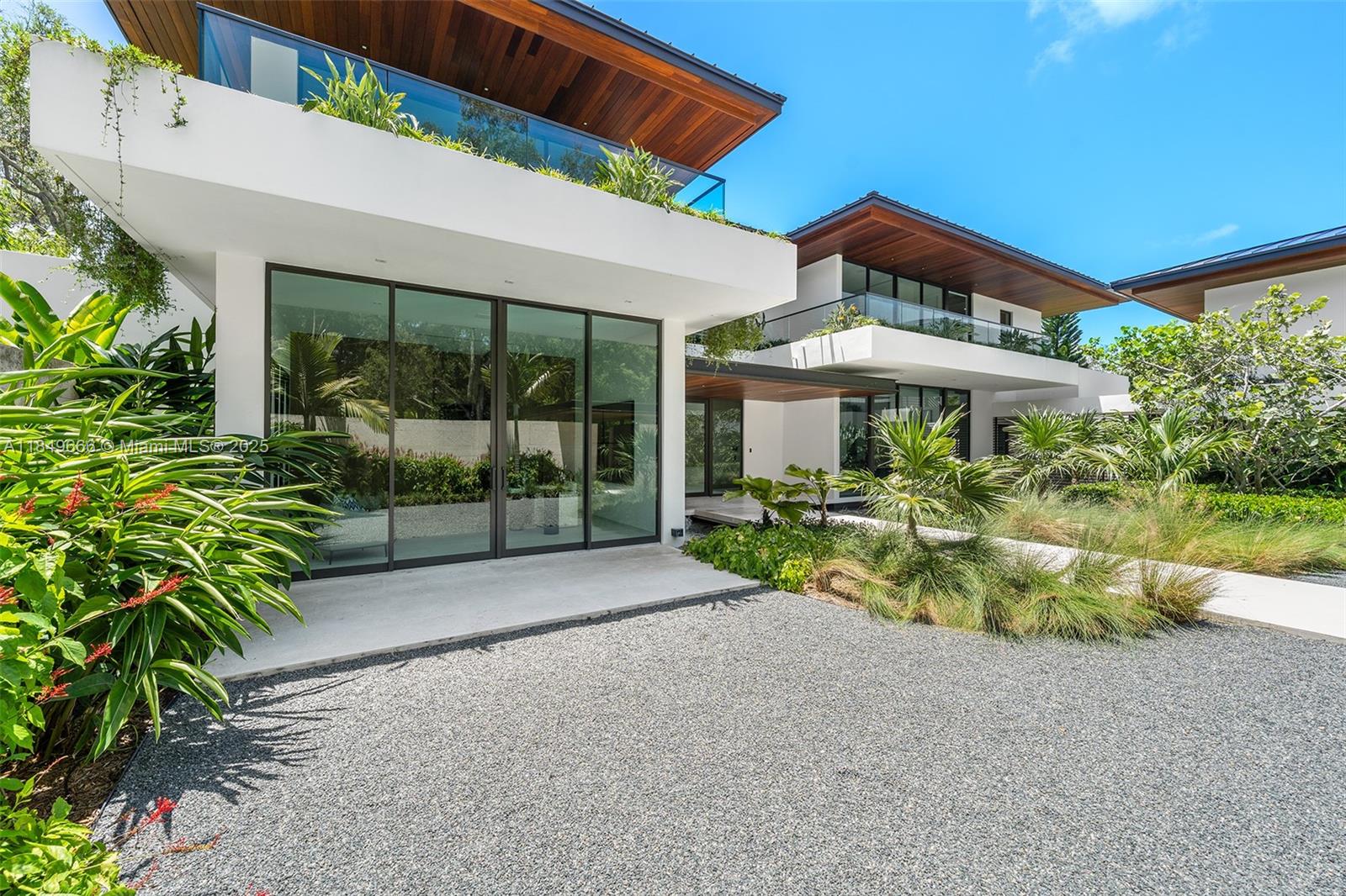 10840 Old Cutler Rd Coral Gables, FL 33156 10840 Old Cutler Rd Coral Gables, FL 33156