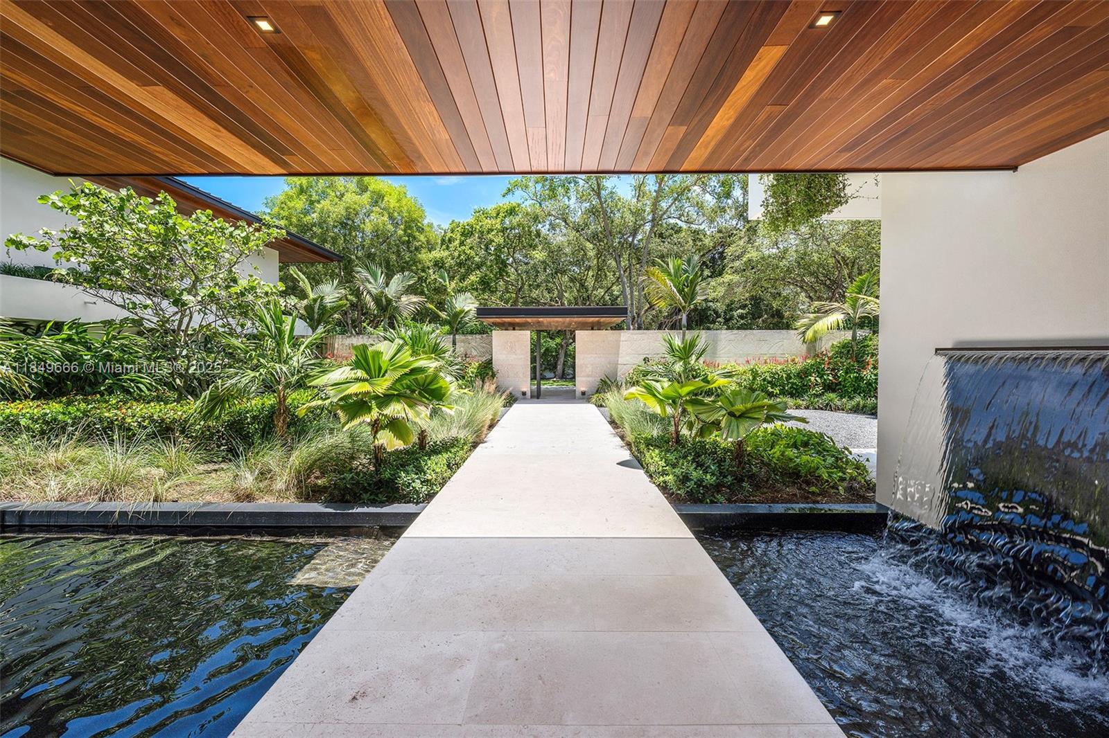 10840 Old Cutler Rd Coral Gables, FL 33156 10840 Old Cutler Rd Coral Gables, FL 33156