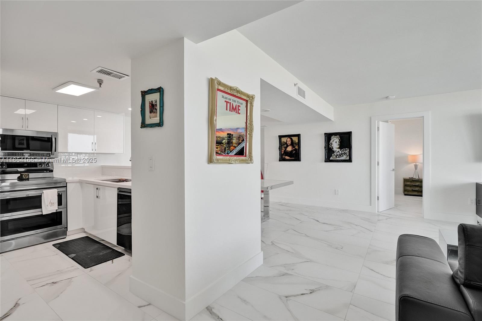 image The Floridian Condo9