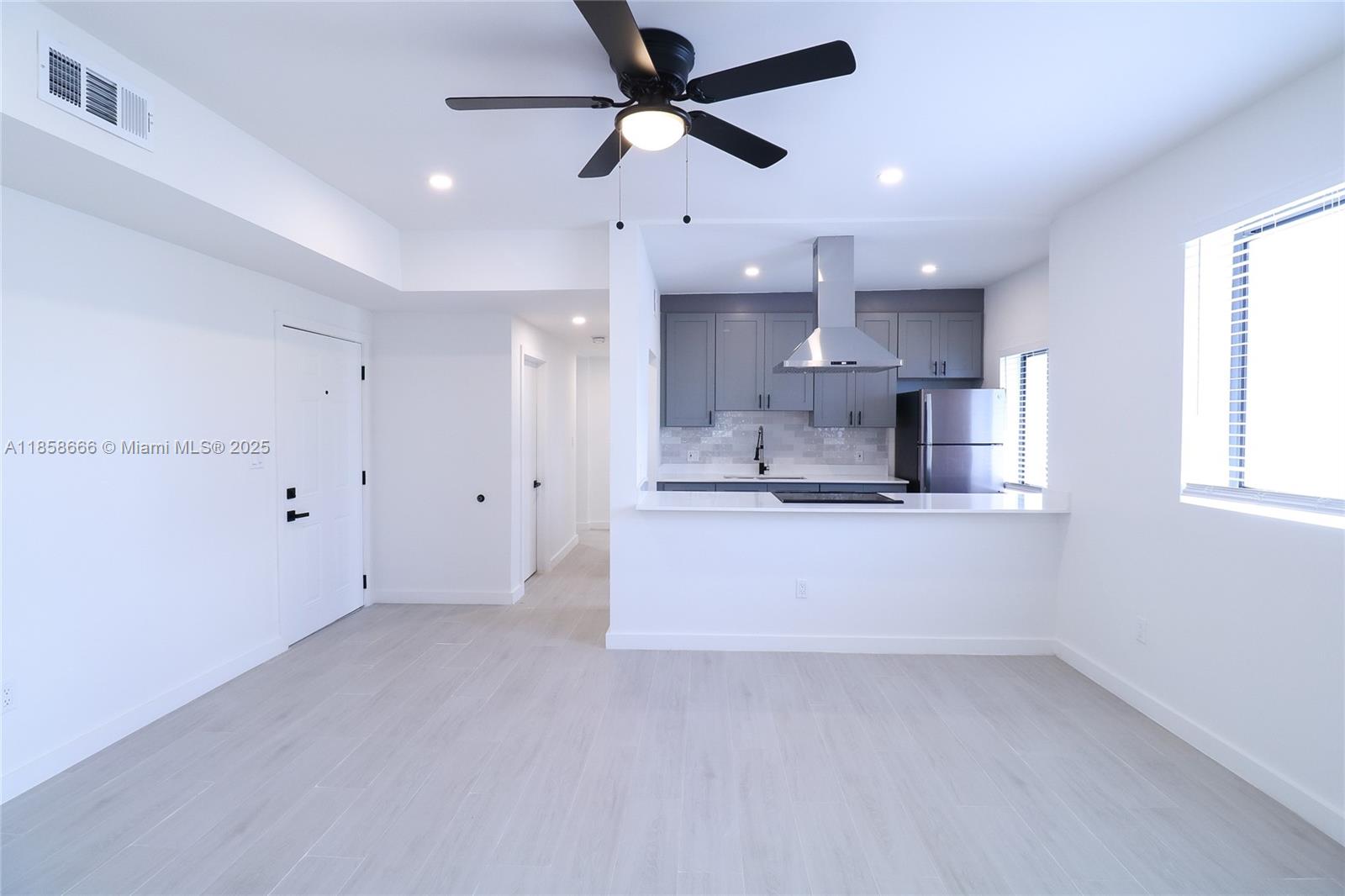 221 SW 11th Ave #3