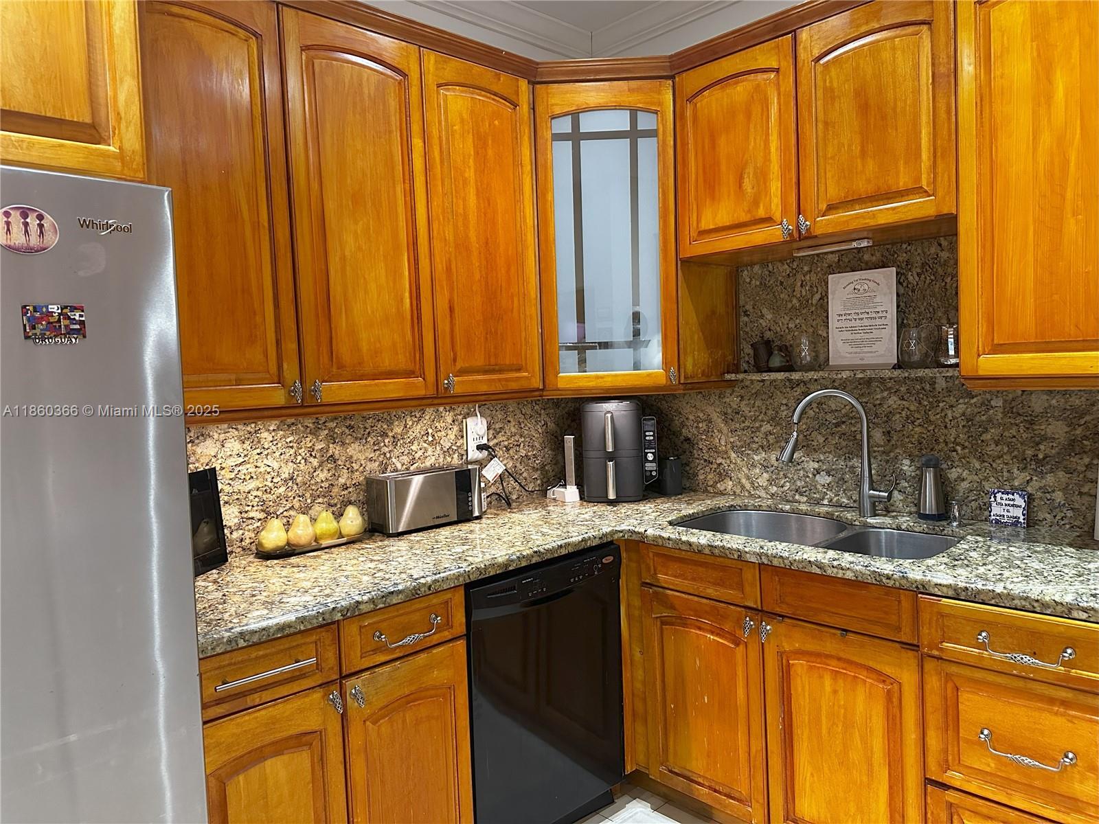 55 Ocean Ln Dr #4020 Key Biscayne, FL 33149