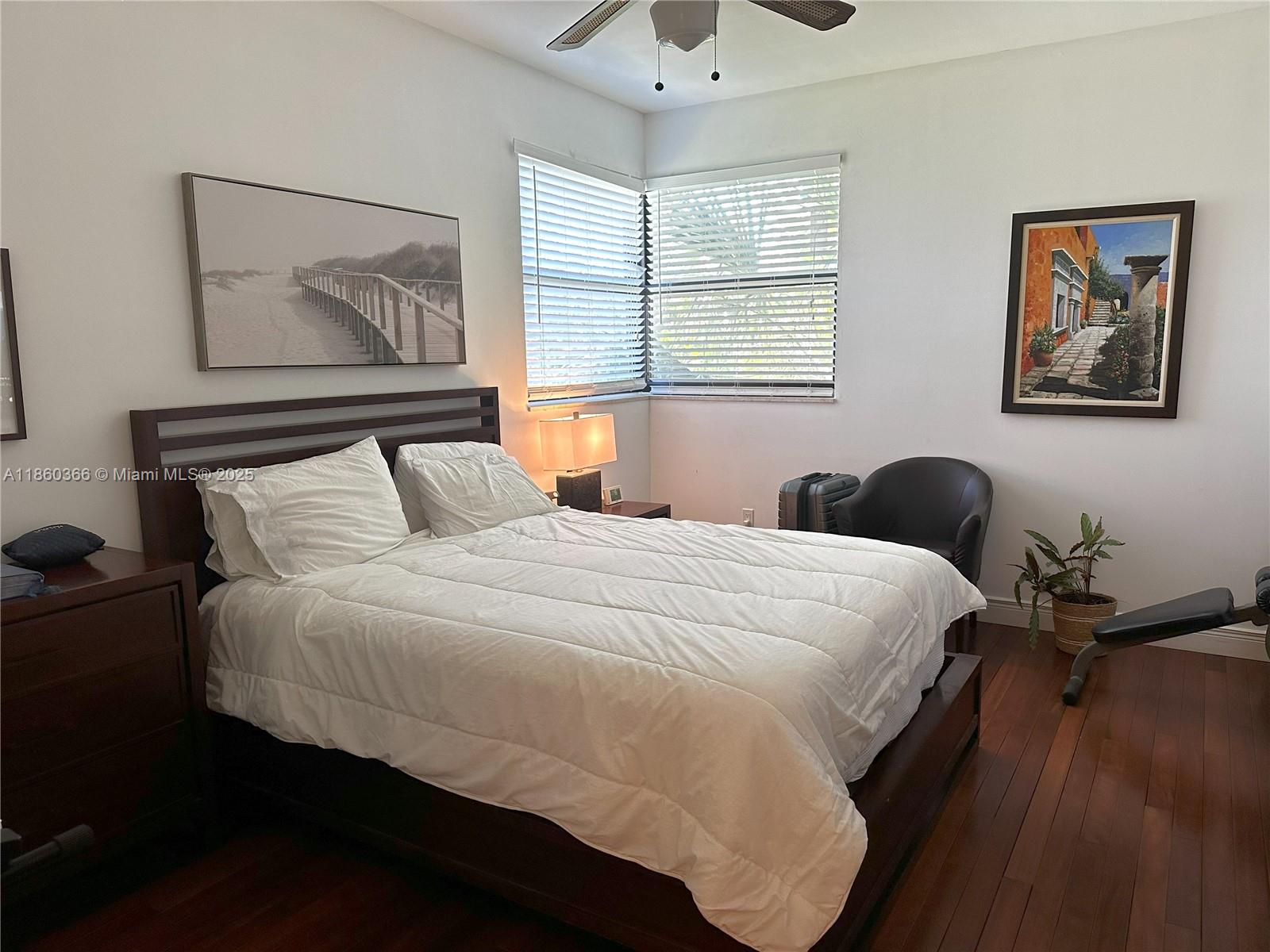 55 Ocean Ln Dr #4020 Key Biscayne, FL 33149