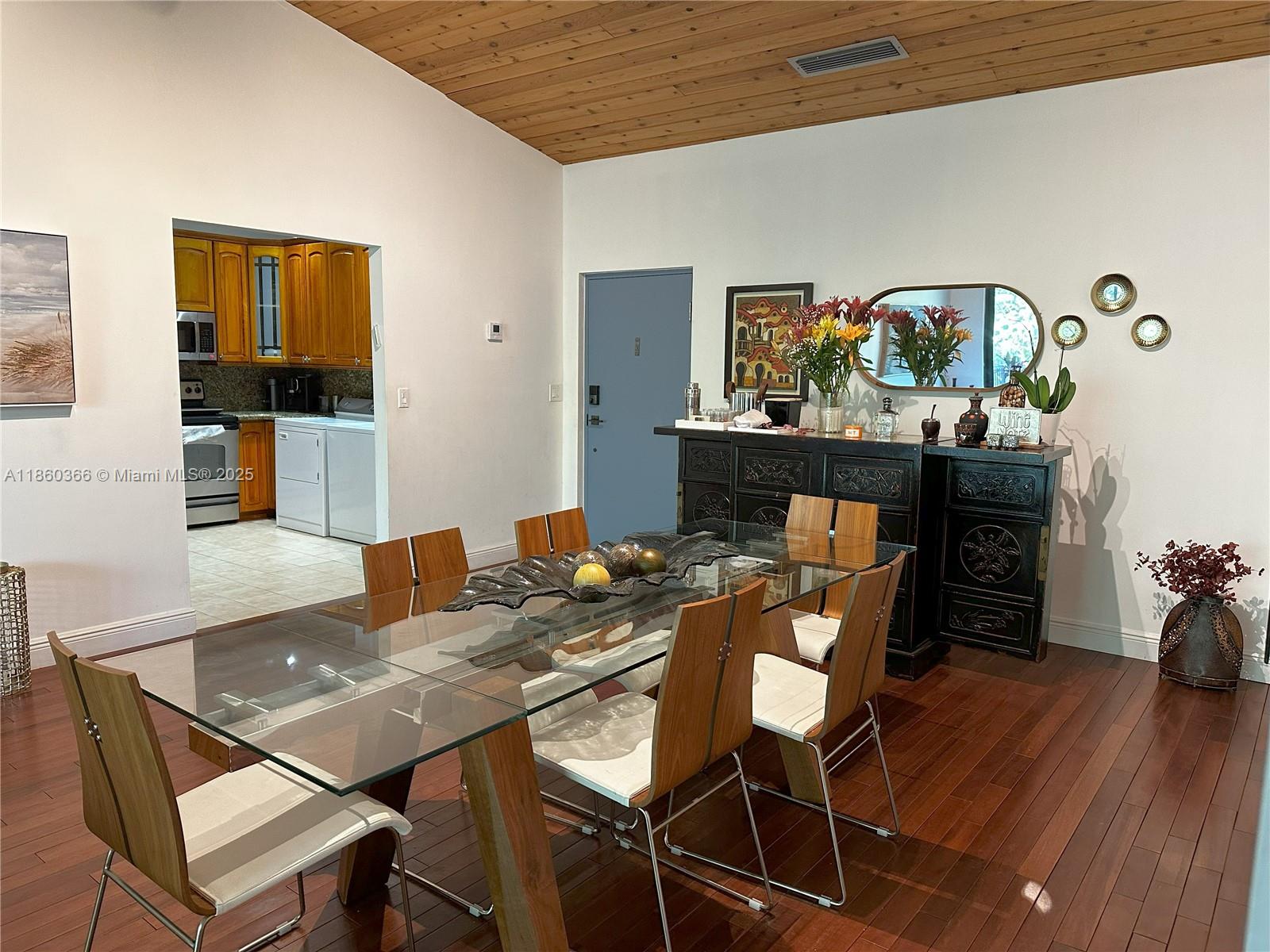 55 Ocean Ln Dr #4020 Key Biscayne, FL 33149