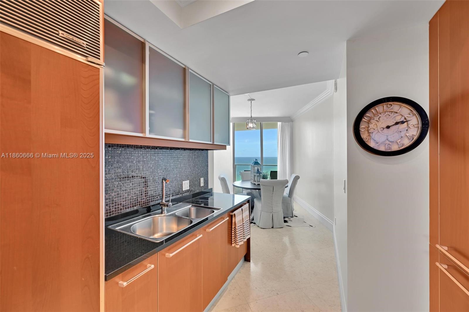 3101 S Ocean Dr #2807 Hollywood, FL 33019