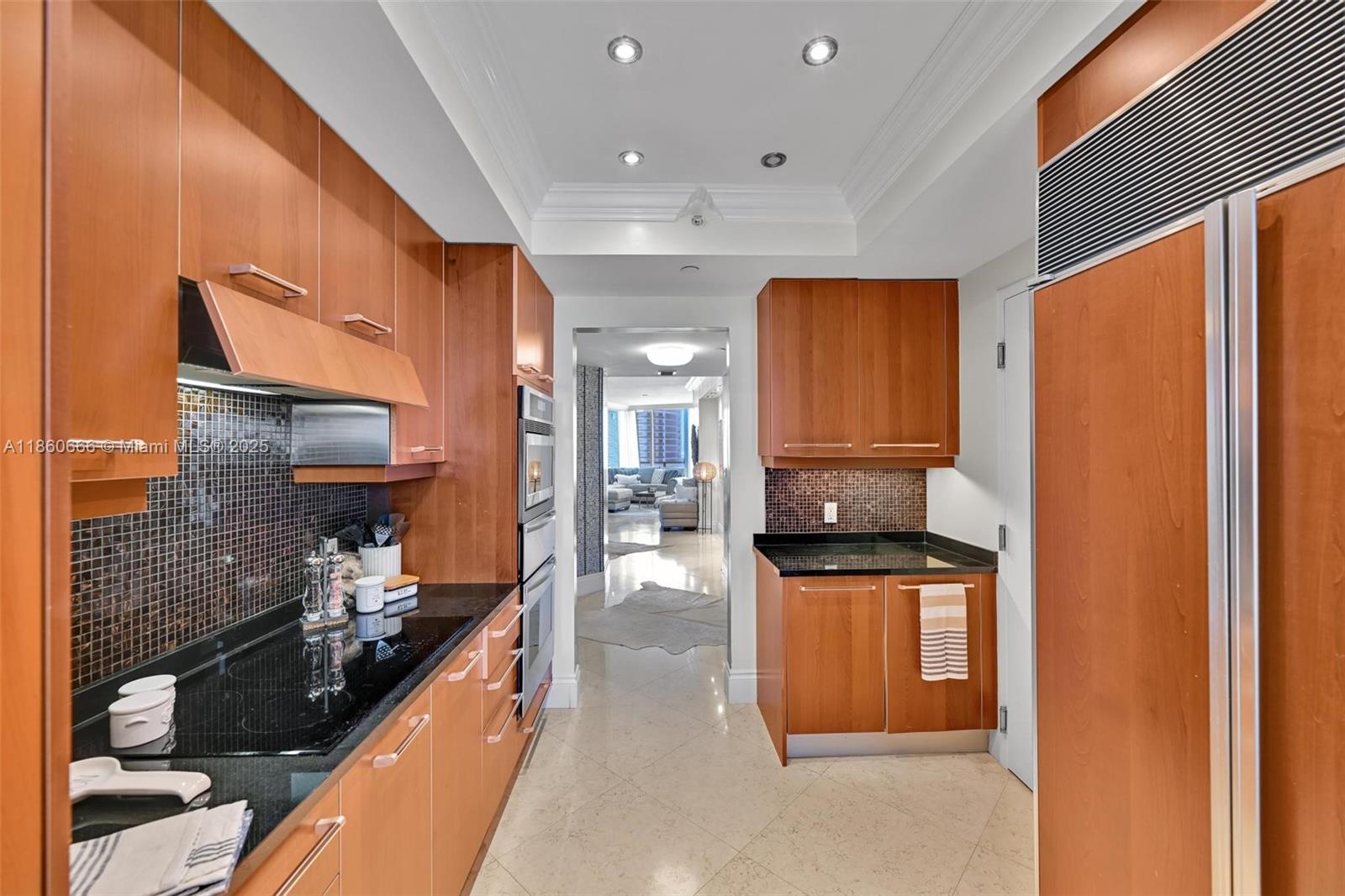 3101 S Ocean Dr #2807 Hollywood, FL 33019