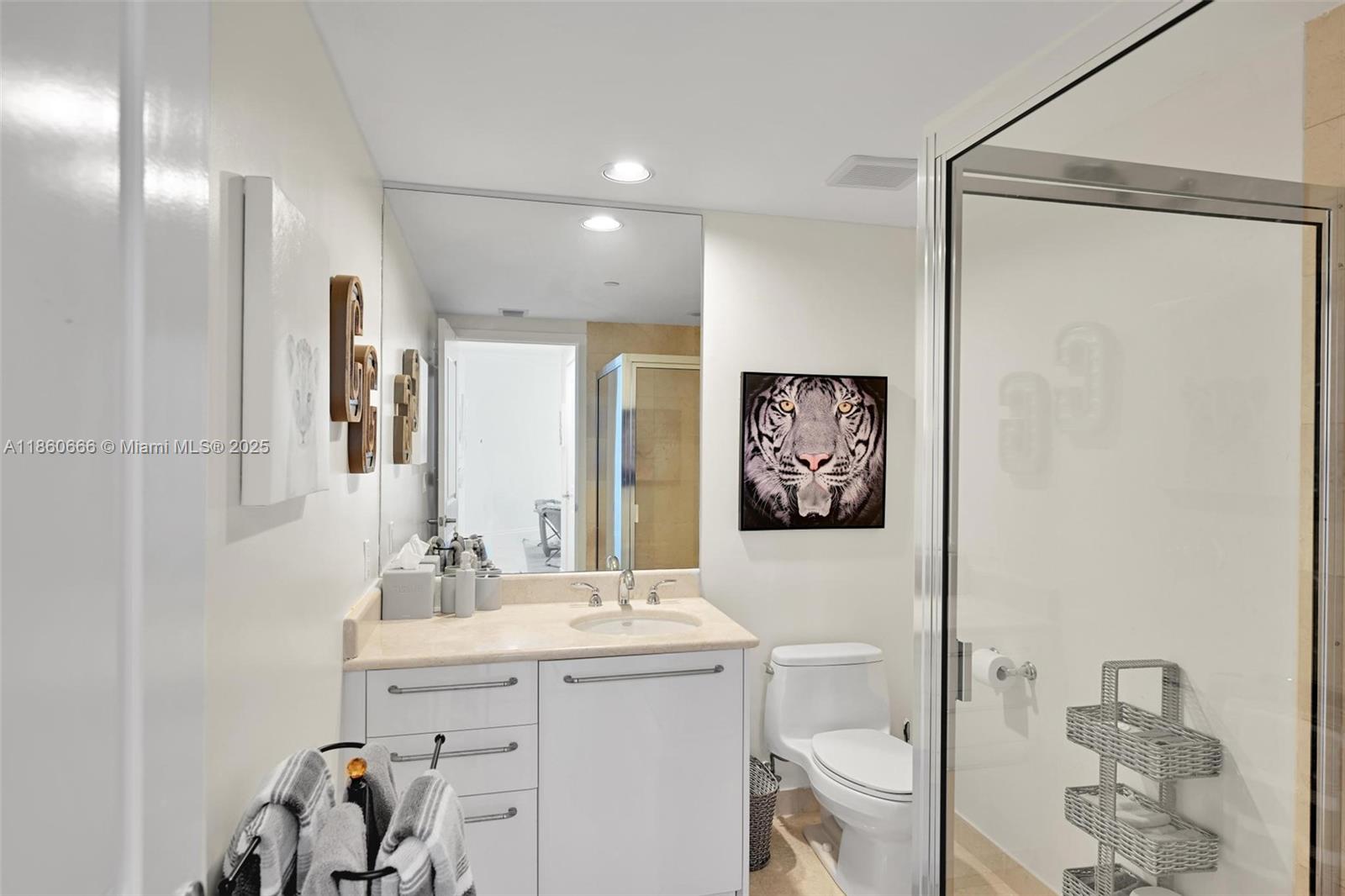 3101 S Ocean Dr #2807 Hollywood, FL 33019