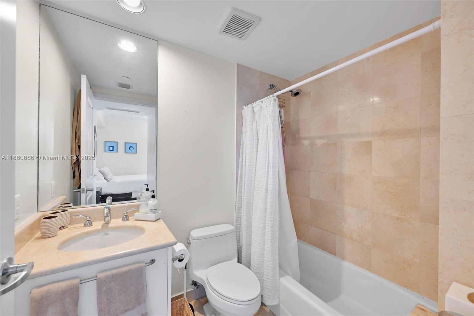 3101 S Ocean Dr #2807 Hollywood, FL 33019