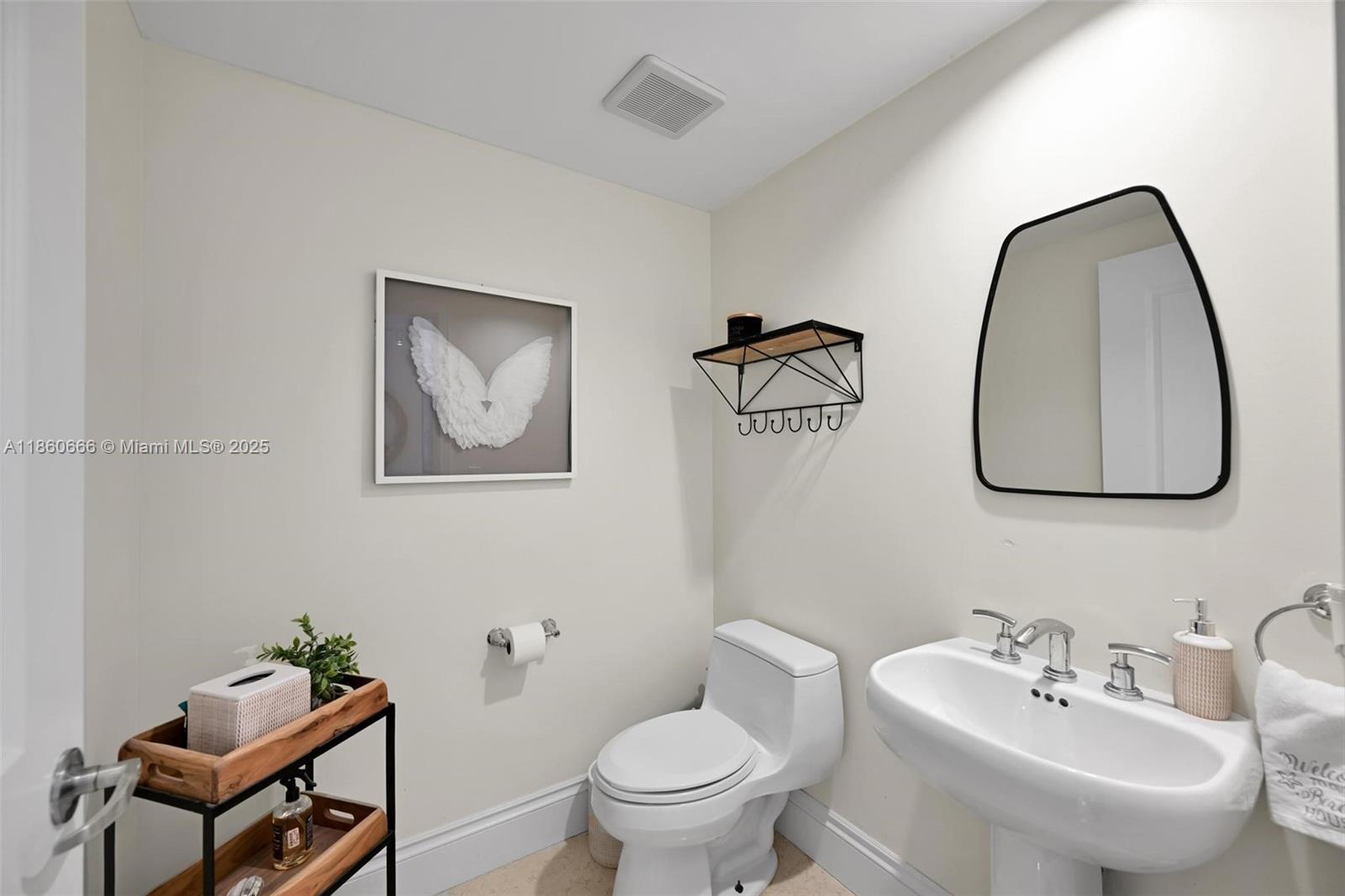 3101 S Ocean Dr #2807 Hollywood, FL 33019