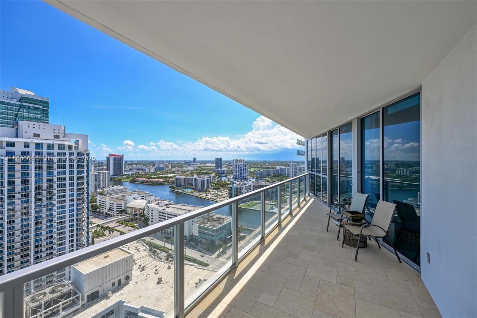 3101 S Ocean Dr #2807 Hollywood, FL 33019