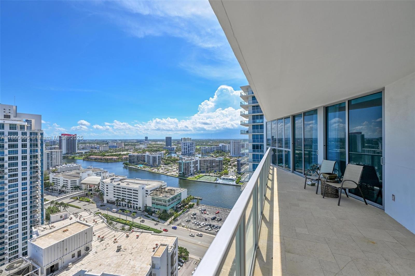 3101 S Ocean Dr #2807 Hollywood, FL 33019