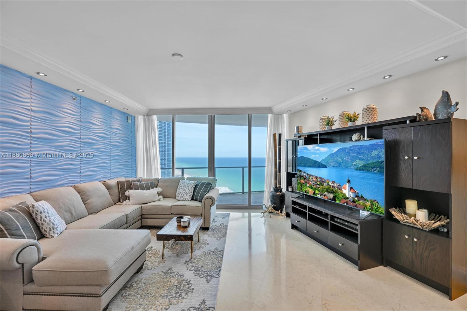 3101 S Ocean Dr #2807 Hollywood, FL 33019