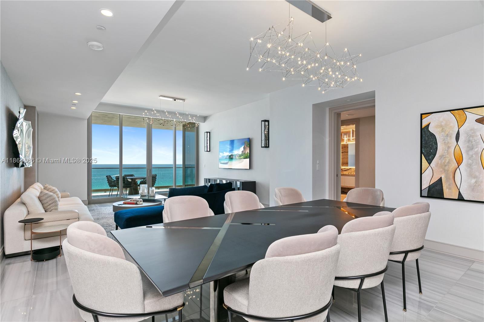 17901 Collins Ave #703