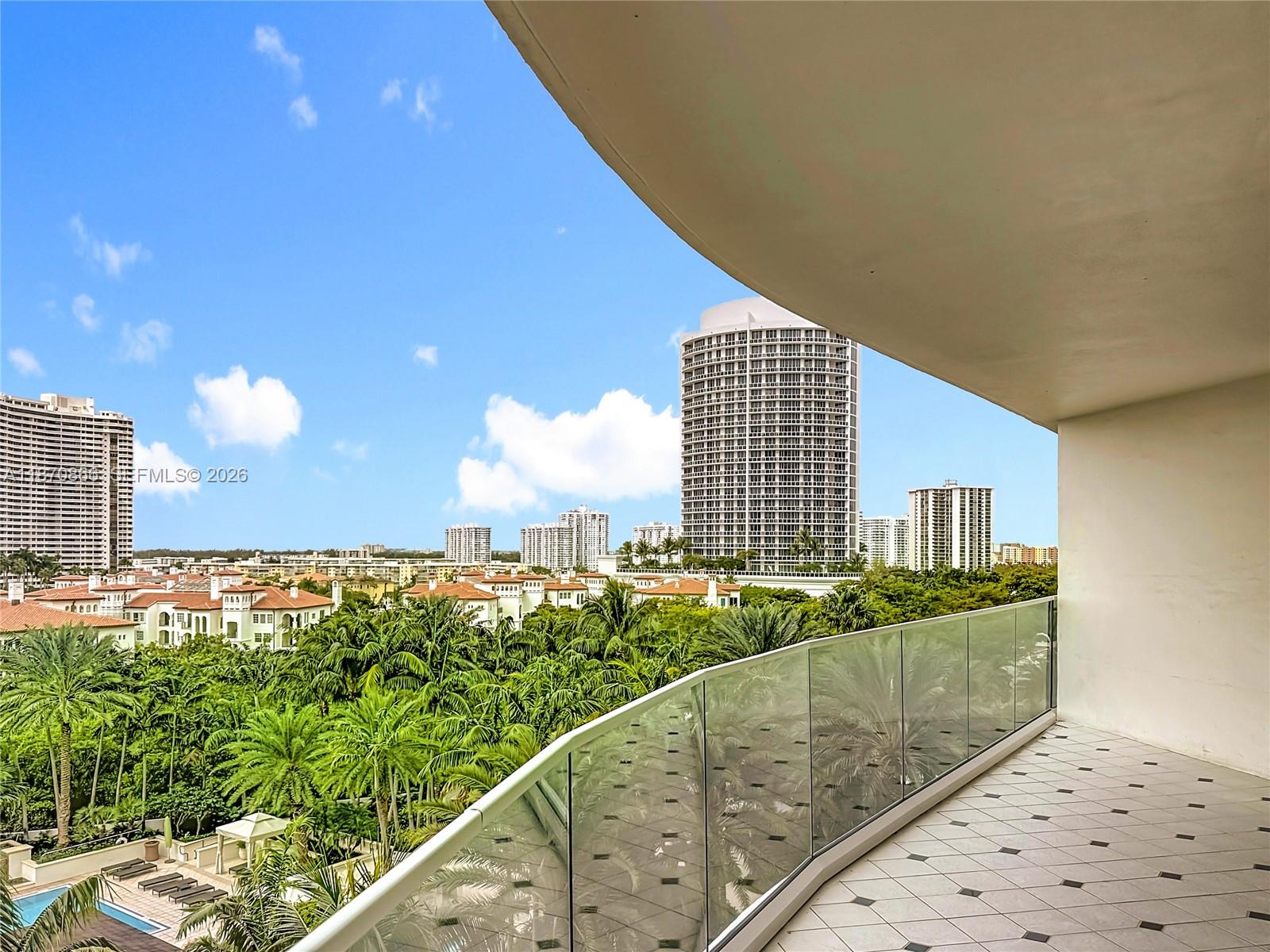 2800 Island Blvd #902 Aventura, FL 33160