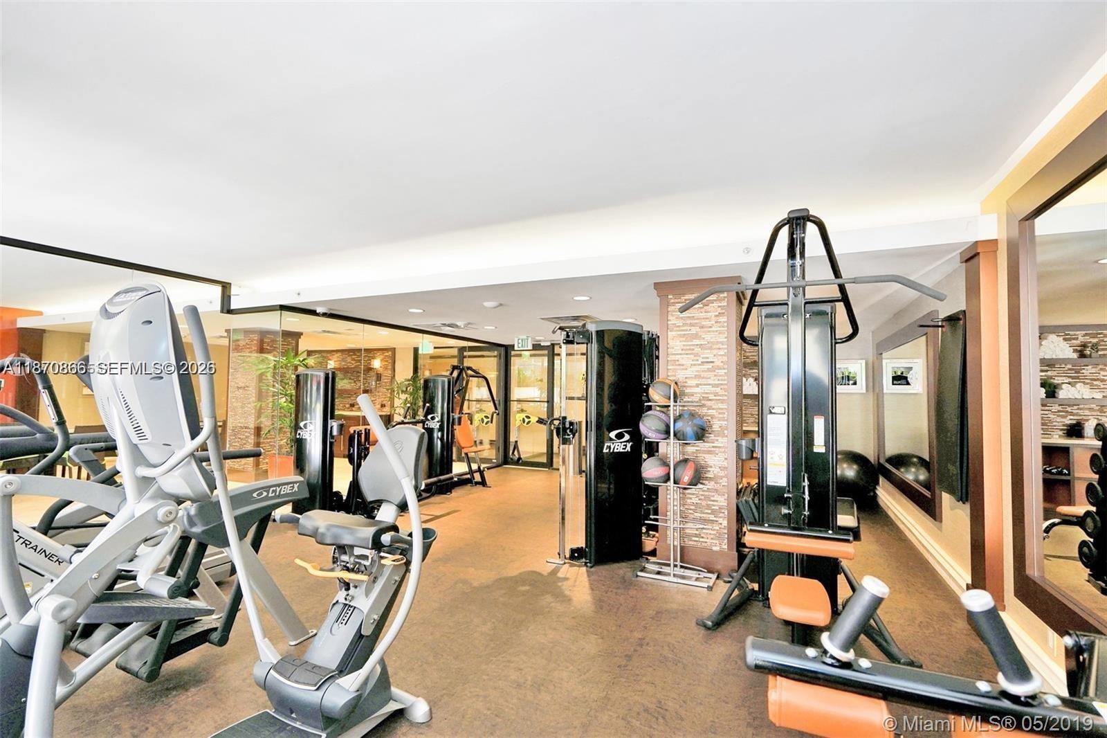 2800 Island Blvd #902 Aventura, FL 33160