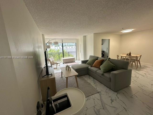 16909 N Bay Rd #519