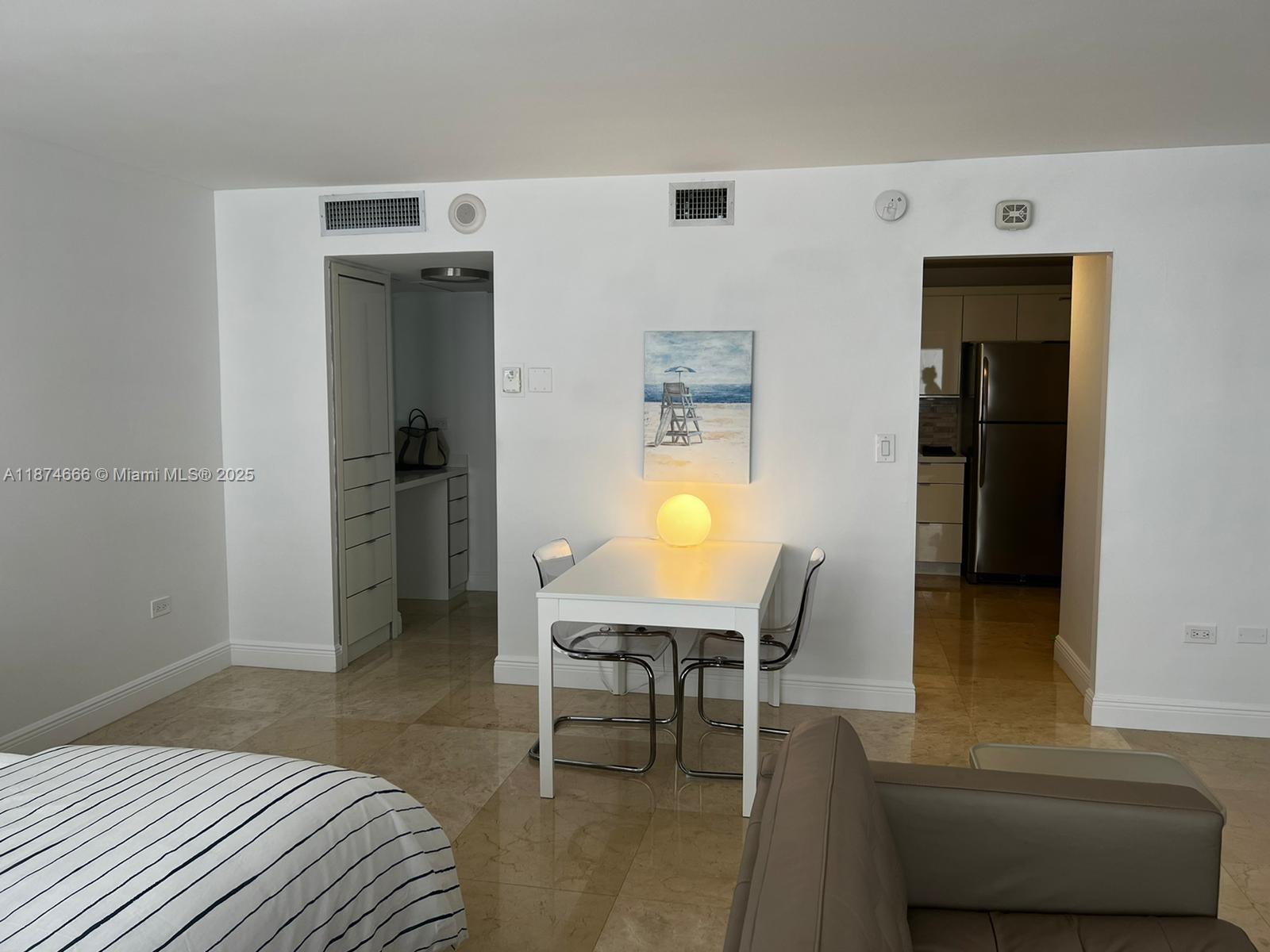 5555 Collins Ave #5P