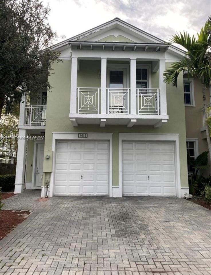 7414 NW 107th Ct