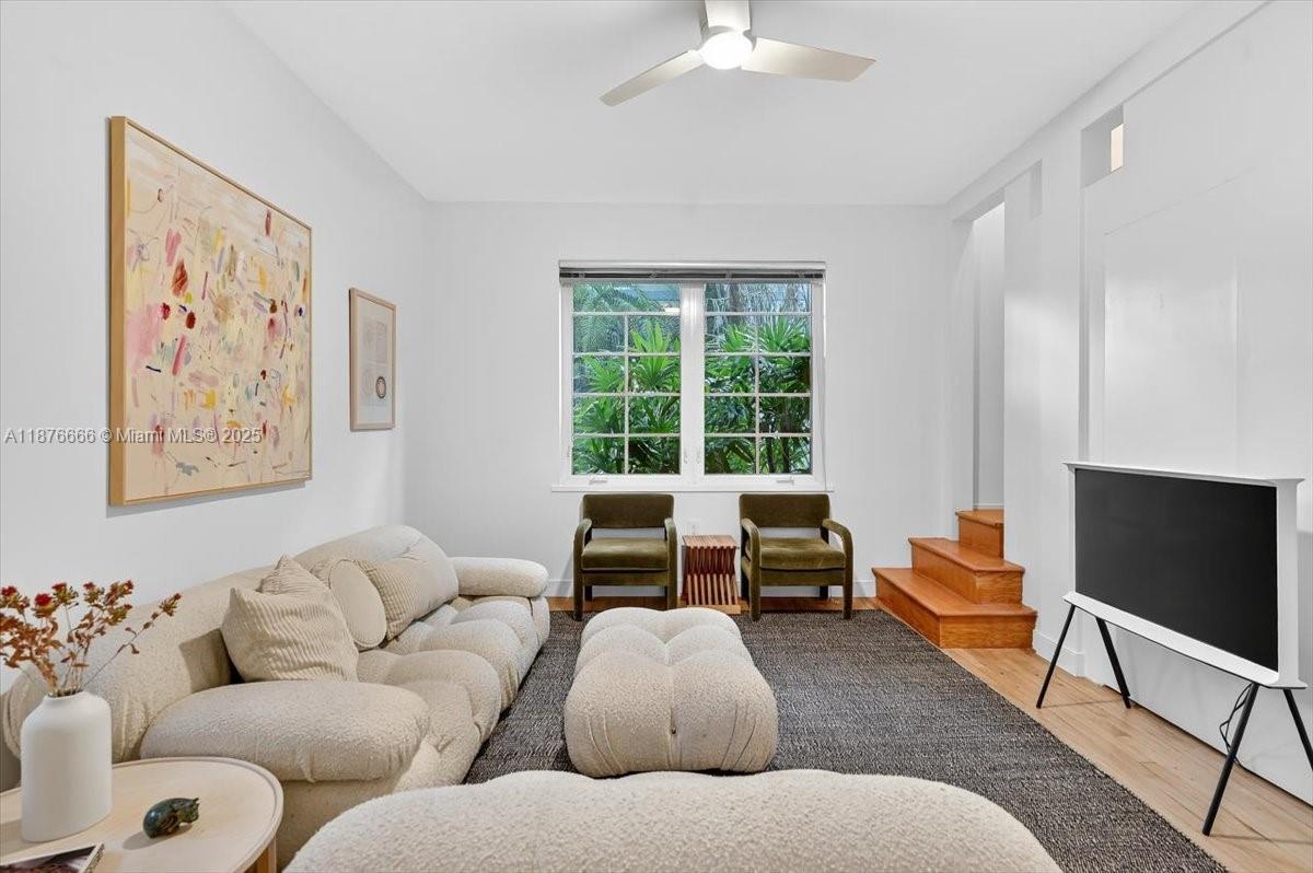 732 Euclid Ave #4