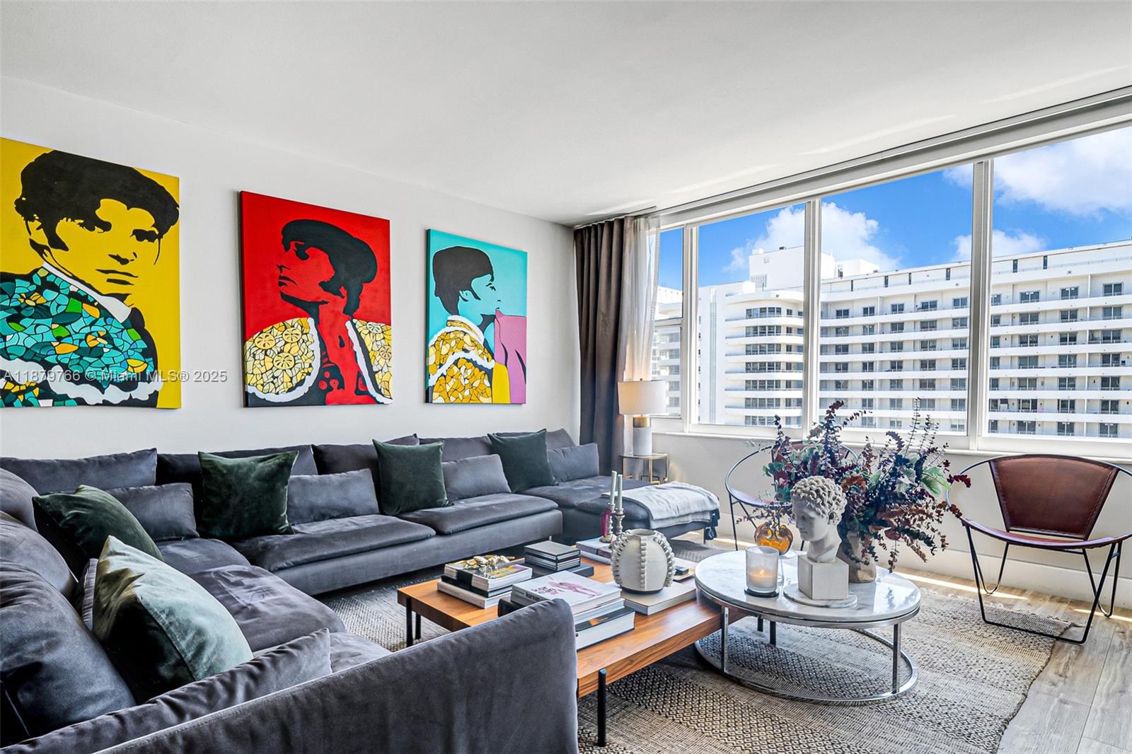 5600 Collins Ave #12E Miami Beach, FL 33140