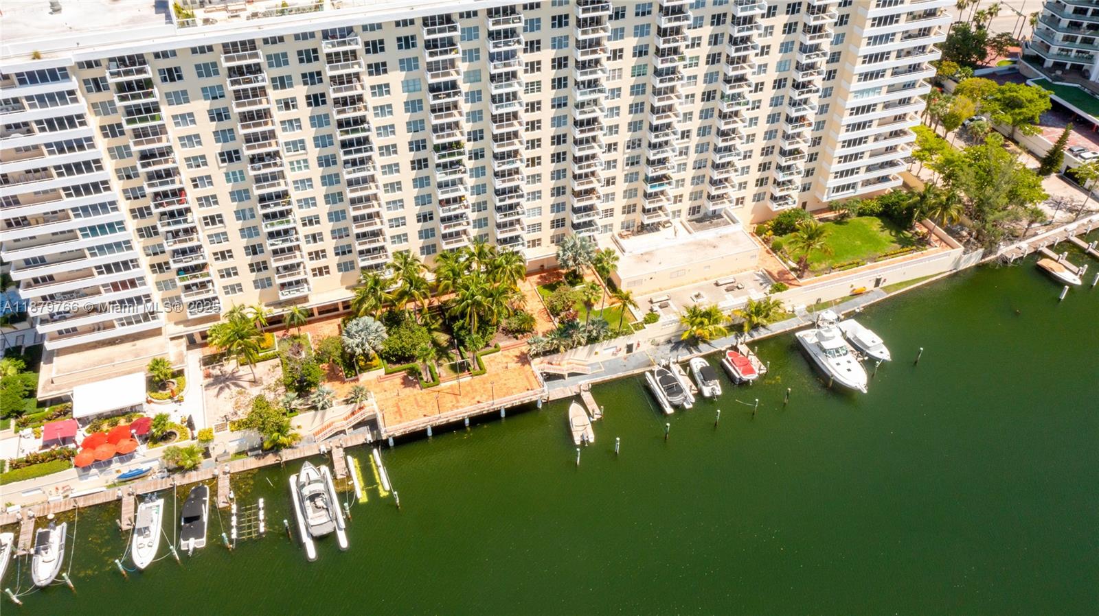 5600 Collins Ave #12E Miami Beach, FL 33140