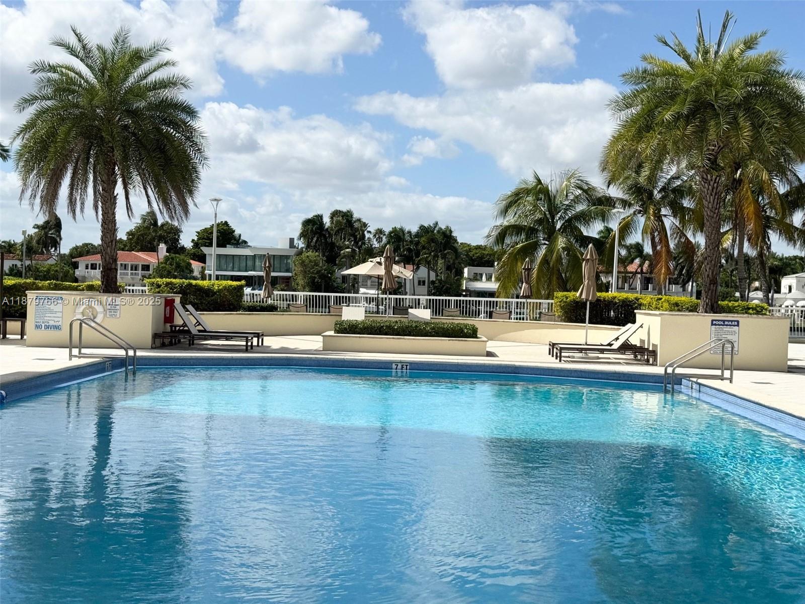 5600 Collins Ave #12E Miami Beach, FL 33140