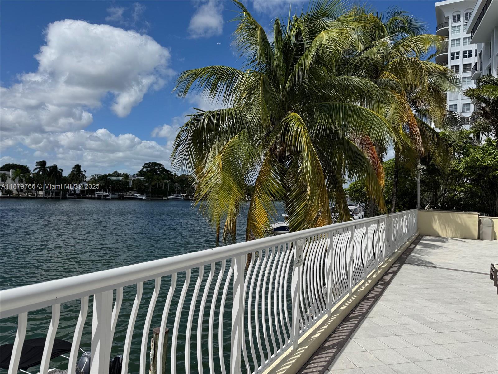 5600 Collins Ave #12E Miami Beach, FL 33140